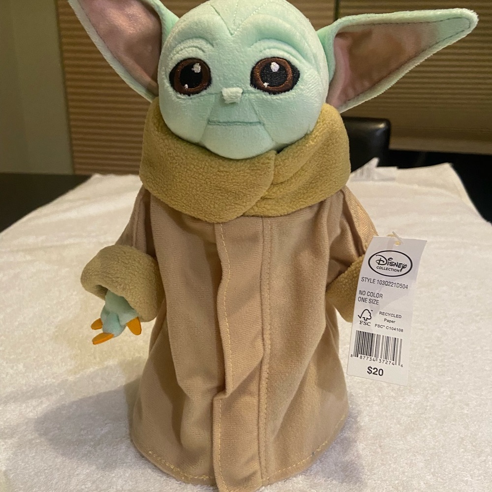 Disney Grogu Baby Yoda Plush Star Wars NWT Cute Soft Toy